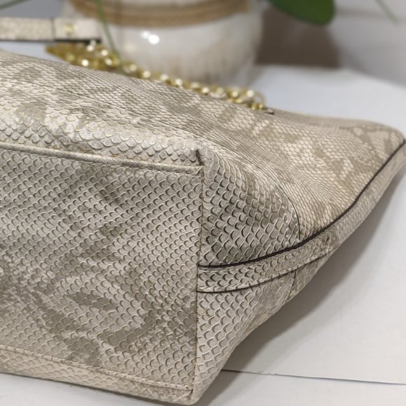 Anne Klein Shoulder Bag Purse, Off White, Snake Skin Look Gold Accents - Picture 7 of 13